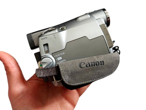 Canon MV830 MiniDV – Kamera Cyfrowa DV | 20x Zoom Optyczny | Kompletny Zestaw