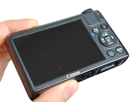 Canon PowerShot S100 – Czarny aparat cyfrowy | 12 MP | 5x Zoom | GPS | Digicam